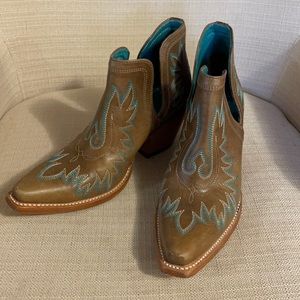 Ariat Dixon Cowboy Boots